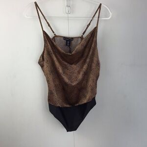 Sincerely Jules spaghetti strap Y2K ditzy print flowy, drapey body suit. Lg NWT